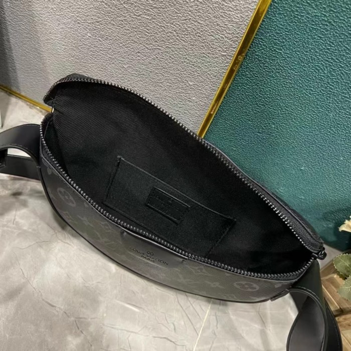 LV Moon Crossbody Bag M23835 XX051 24.5cm