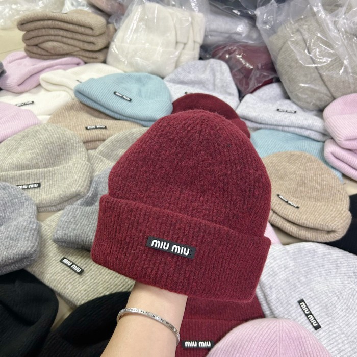 Miu Miu Knitted hats 001