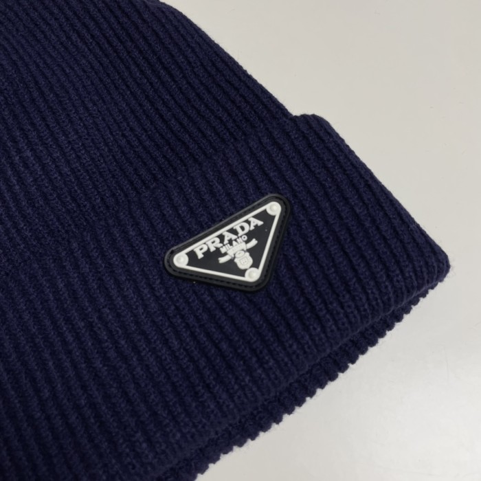 Prada Knitted hats 001