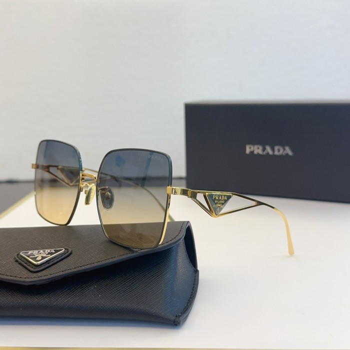 Prada Sunglasses SPR09YS SM051