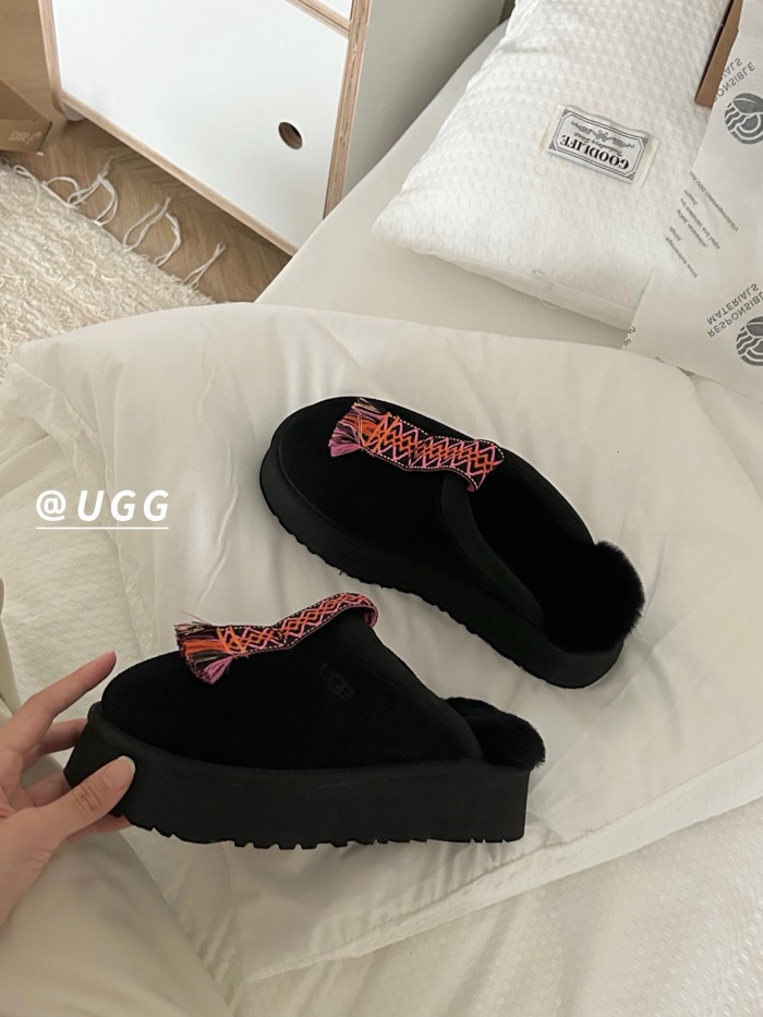 UGG shoes 046 HL022