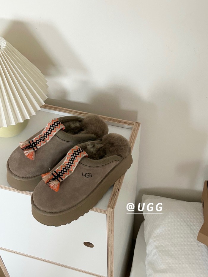 UGG shoes 046 HL022