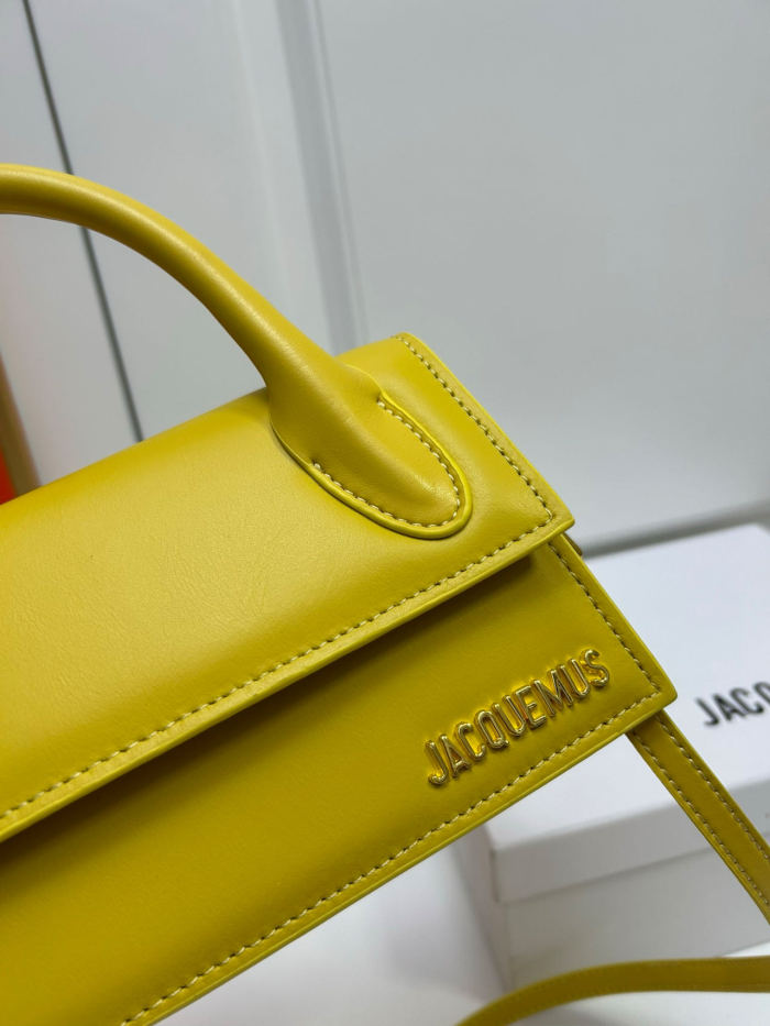 JACQUEMUS Shoulder Bag JS336 LM012 22cm