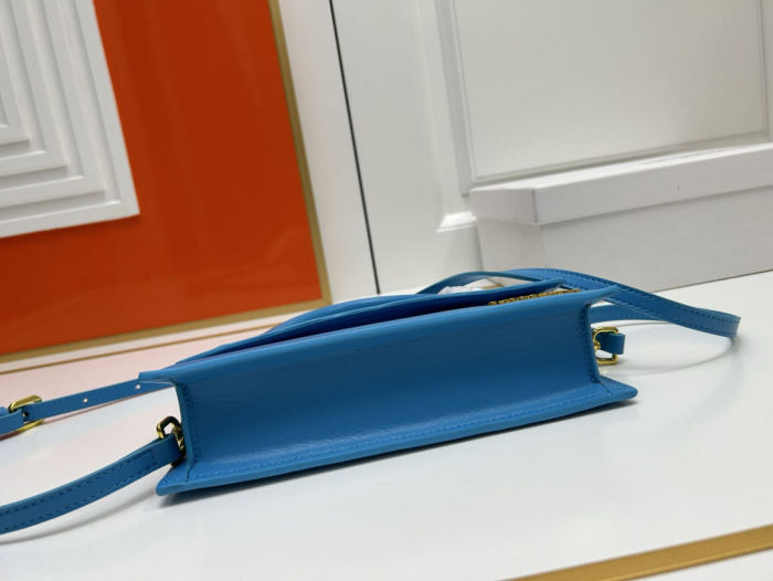 JACQUEMUS Shoulder Bag JS336 LM012 22cm