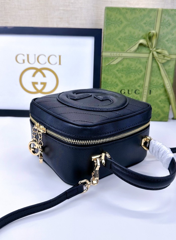 Gucci Blondie Handbag 744434 BM061 17cm