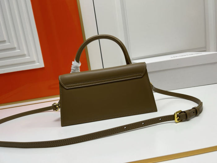 JACQUEMUS Shoulder Bag JS336 LM012 22cm