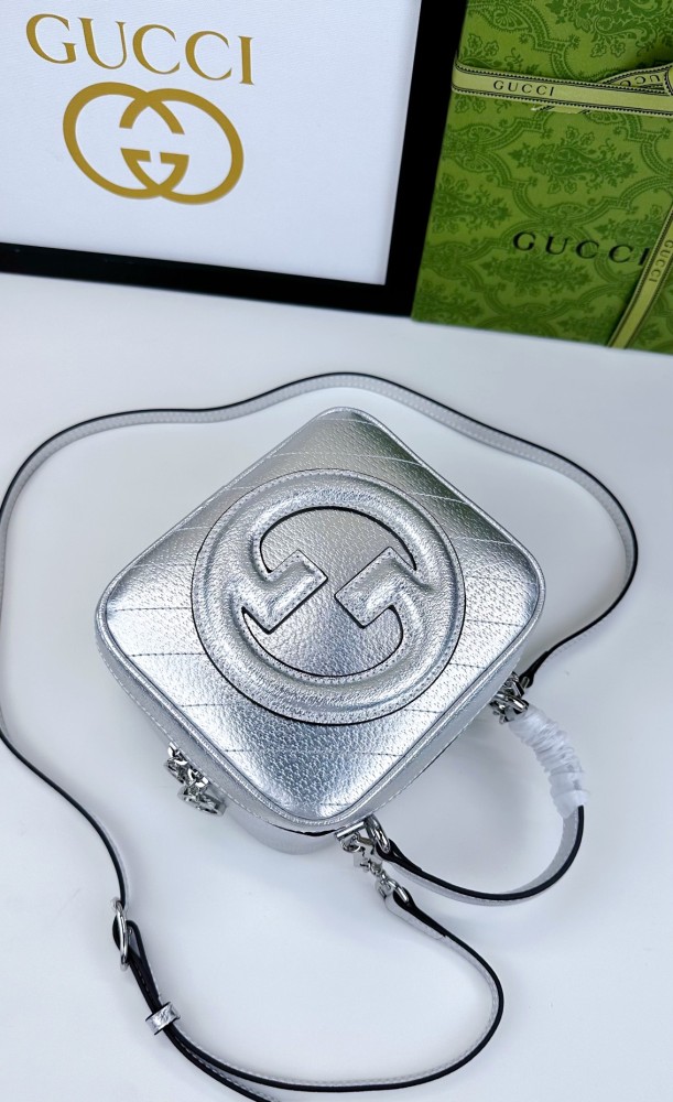 Gucci Blondie Handbag 744434 BM061 17cm