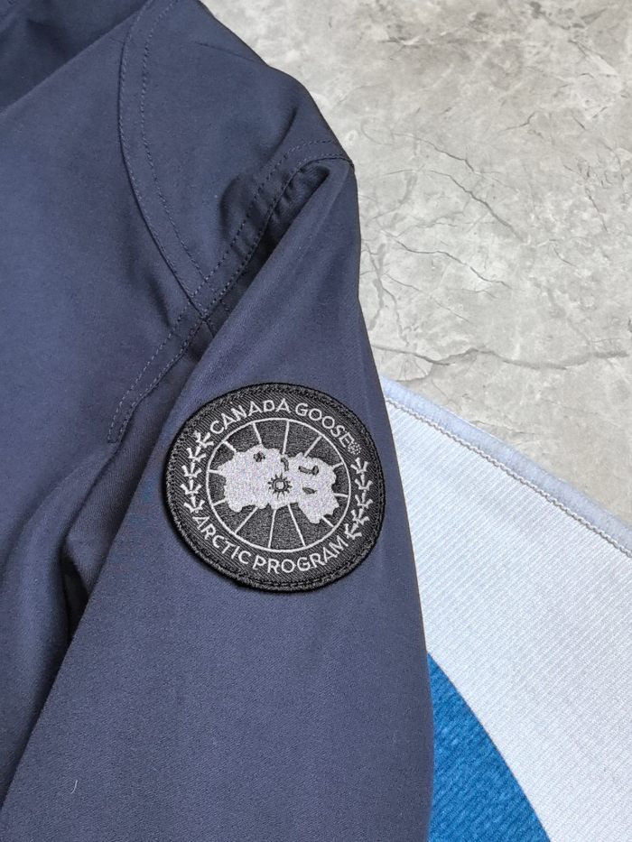 Canada Goose Down Jacket 2429 FYZ053