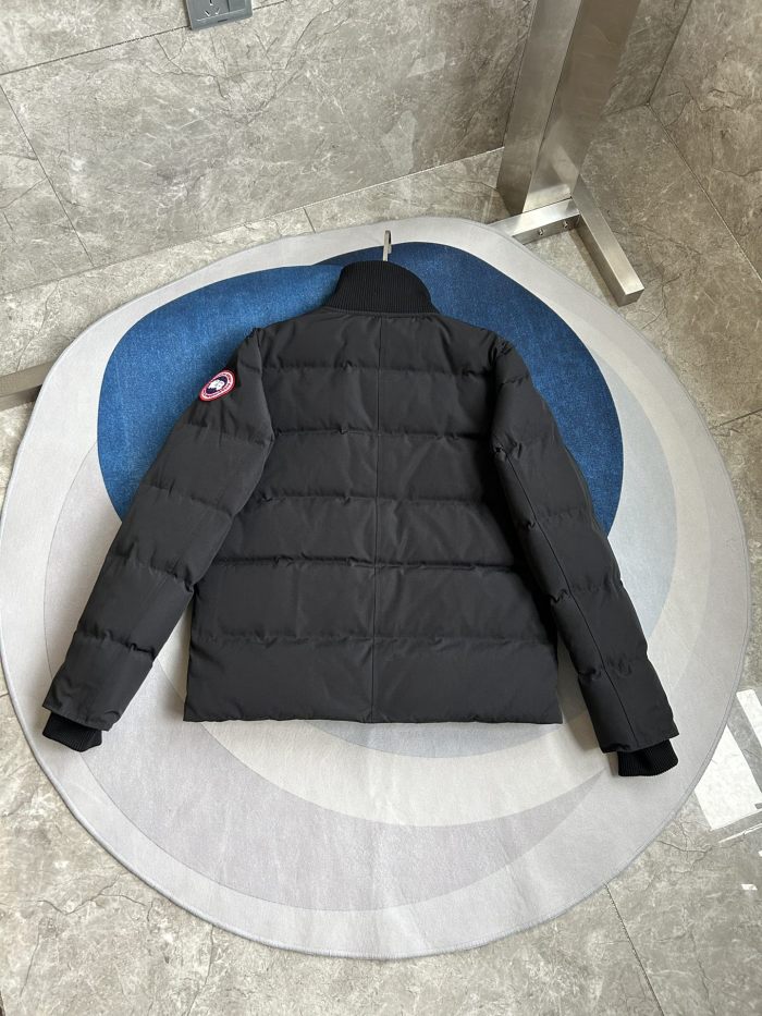 Canada Goose Down Jacket E42 FYZ024