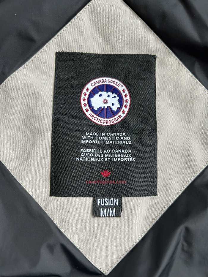 Canada Goose Down Jacket E42 FYZ024