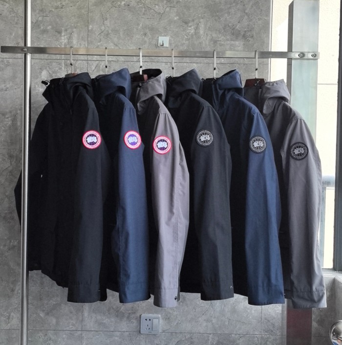 Canada Goose Down Jacket 2429 FYZ053