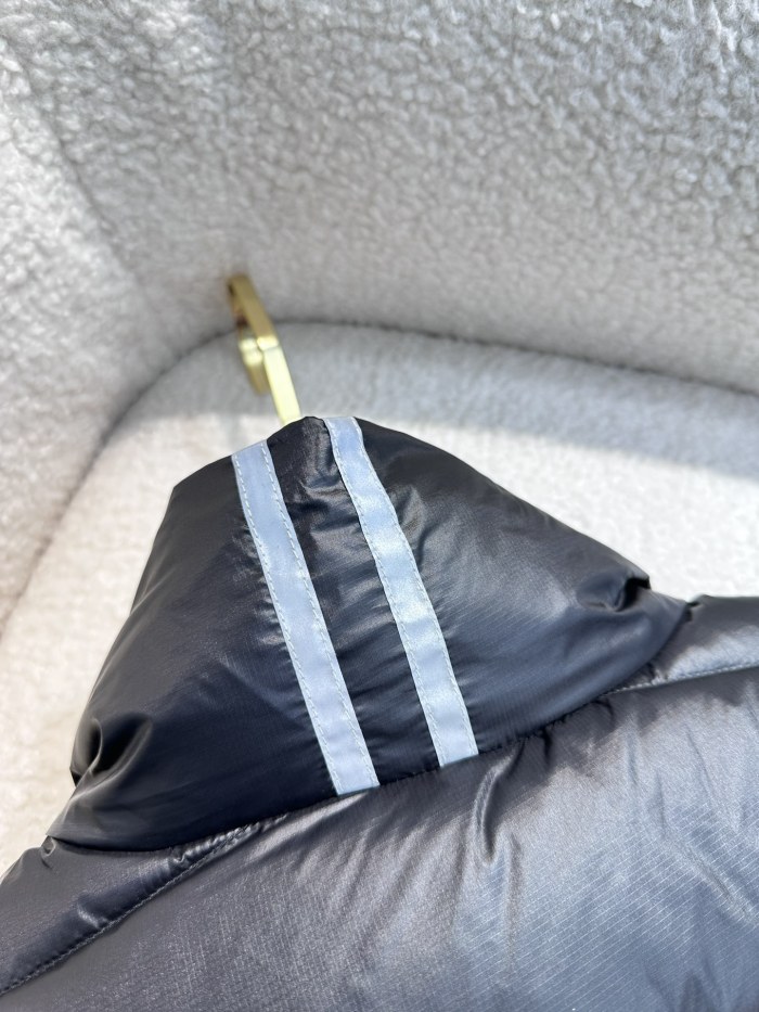 Canada Goose Down vest E2229 FYZ003