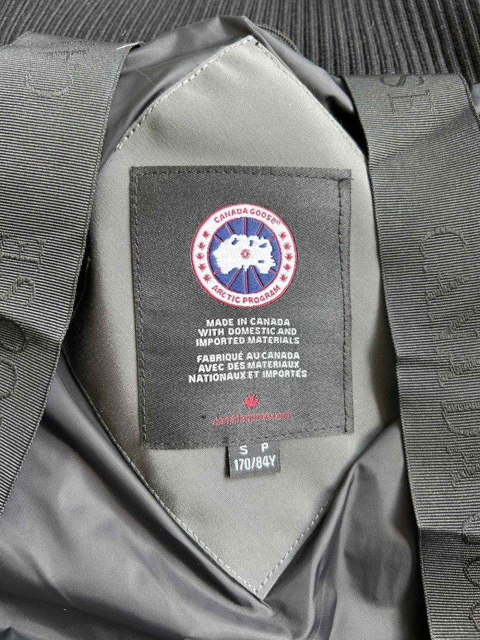 Canada Goose Down Jacket E24 FYZ053