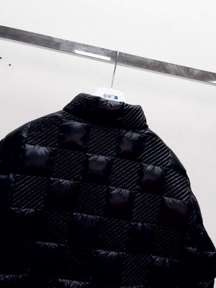 Moncler Down Jacket 003 FYZ024