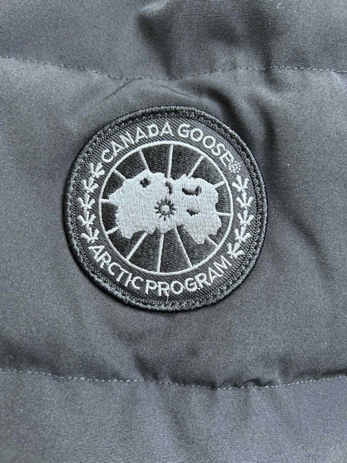Canada Goose Down Jacket E33 FYZ086