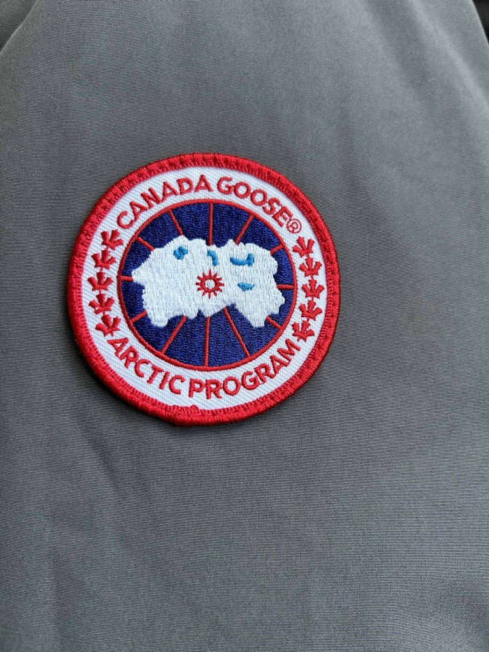 Canada Goose Down Jacket E06 FYZ086