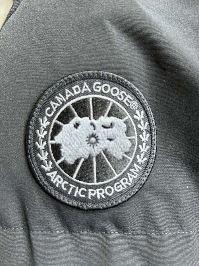 Canada Goose Down Jacket E22 FYZ086