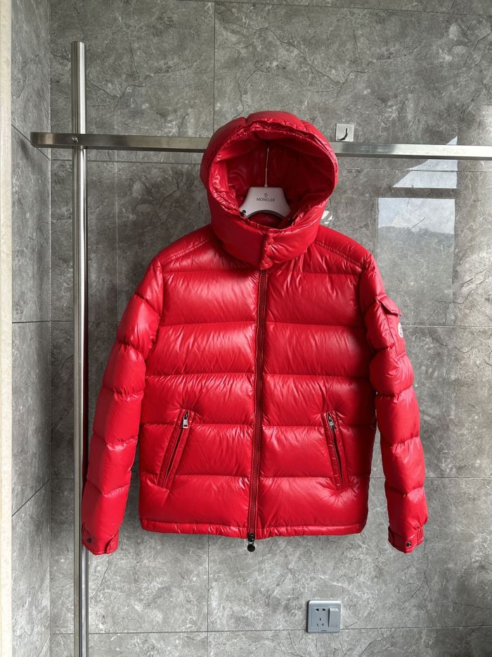 Moncler Down Jacket M92 FYZ053