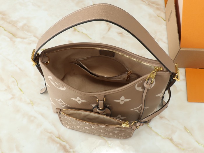 LV CarryAll Handbag M24141 LM061 29cm