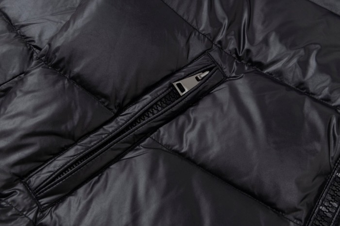 Moncler Down Jacket 009 FYZ085