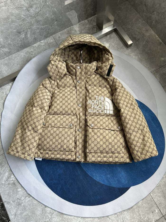 The North Face x Gucci Down Jacket 216 FYZ084