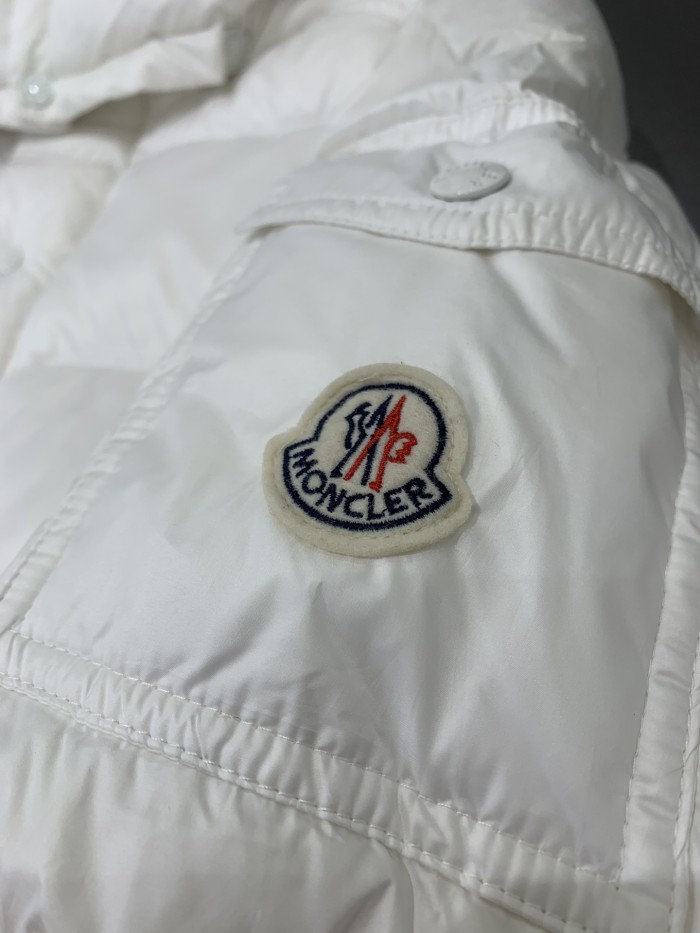 Moncler Down Jacket 005 FYZ084