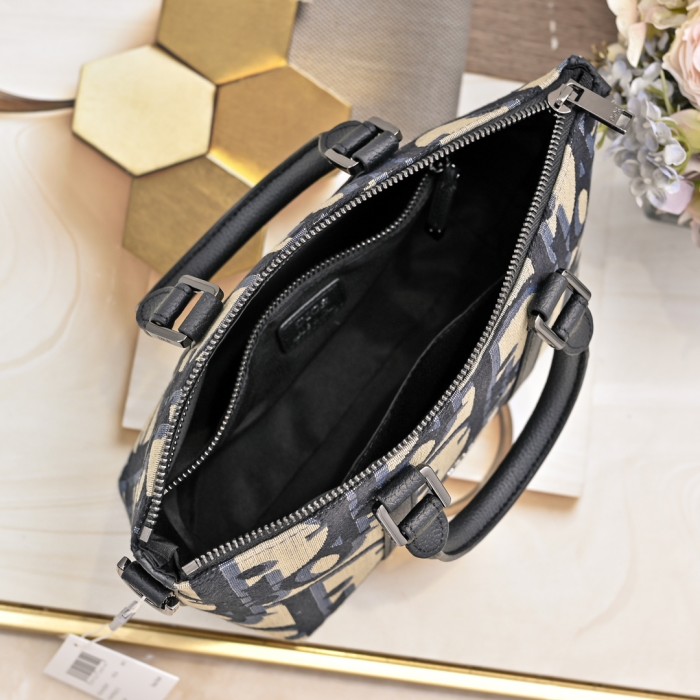Dior Weekender 25 Bag 1322 LM002 31cm
