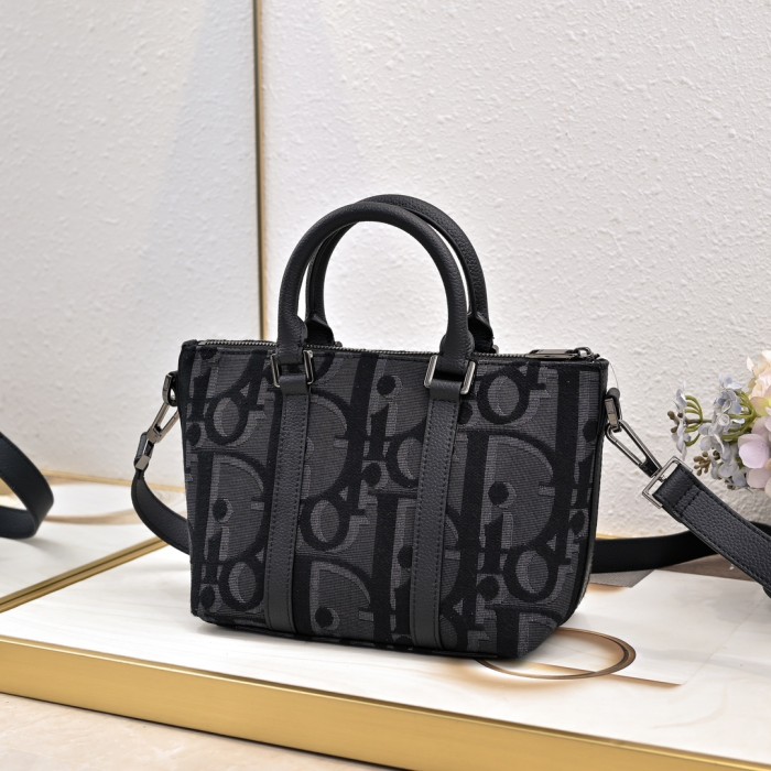 Dior Weekender 25 Bag 1322 LM002 31cm
