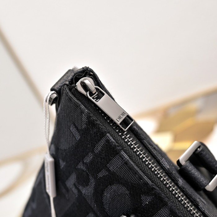 Dior Weekender 25 Bag 1322 LM002 31cm