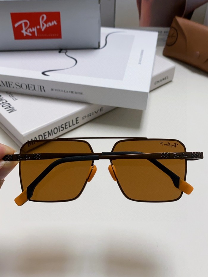 Ray-Ban Sunglasses RB1977