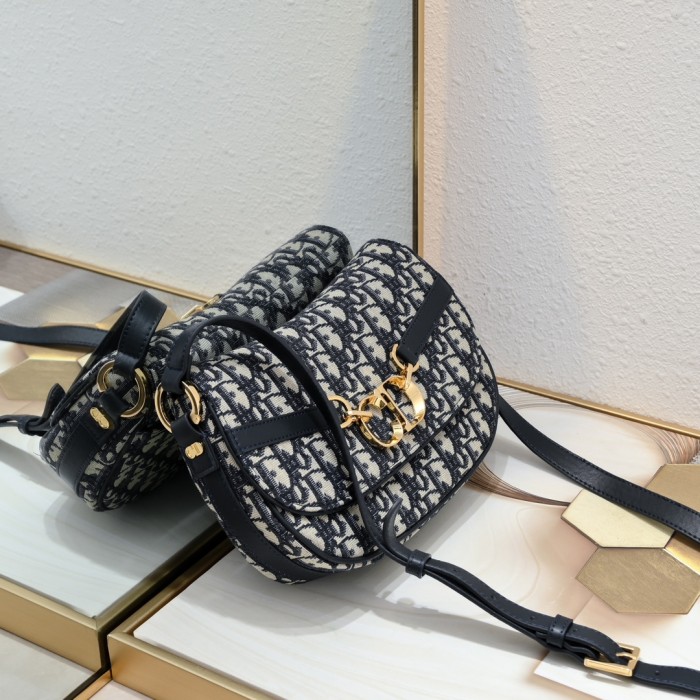Dior CD Besace Bag 5757 XB081 24cm
