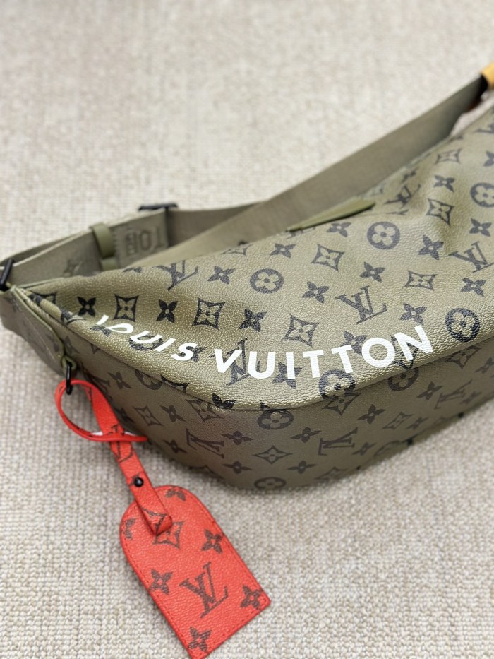 LV Discovery Waist bag 035 DB551 40cm