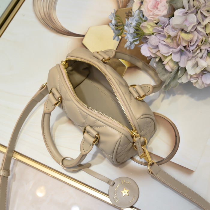 Dior Groove 17 Bag M928 XB061 17cm