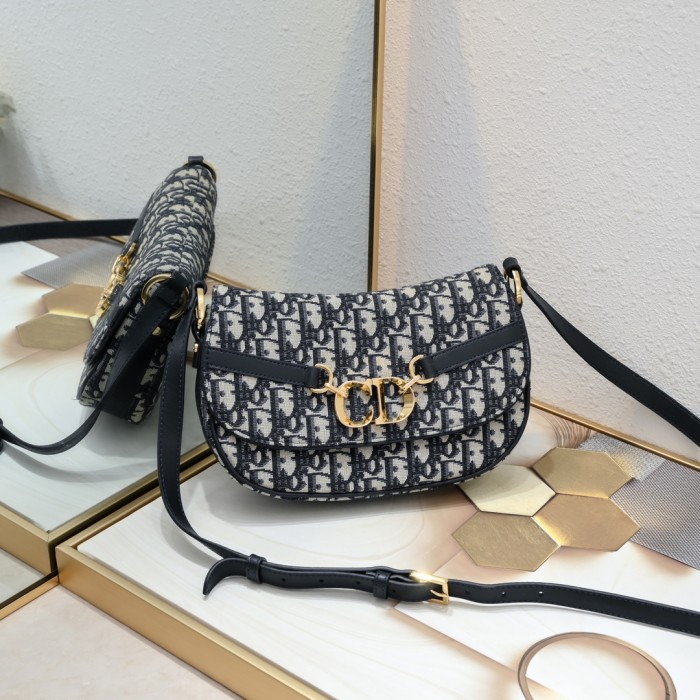 Dior CD Besace Bag 5757 XB081 24cm