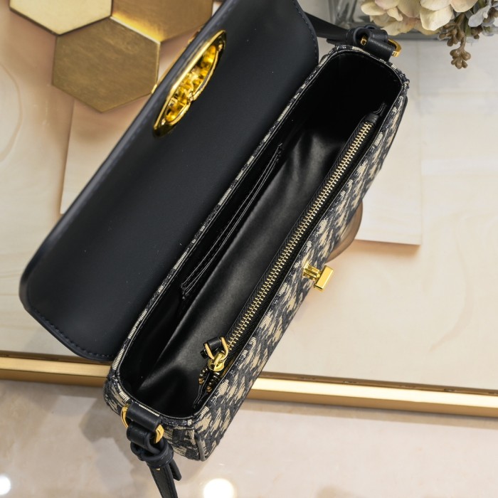 Dior 30 Montaigne Avenue East-West Bag 2014 XB081 22cm