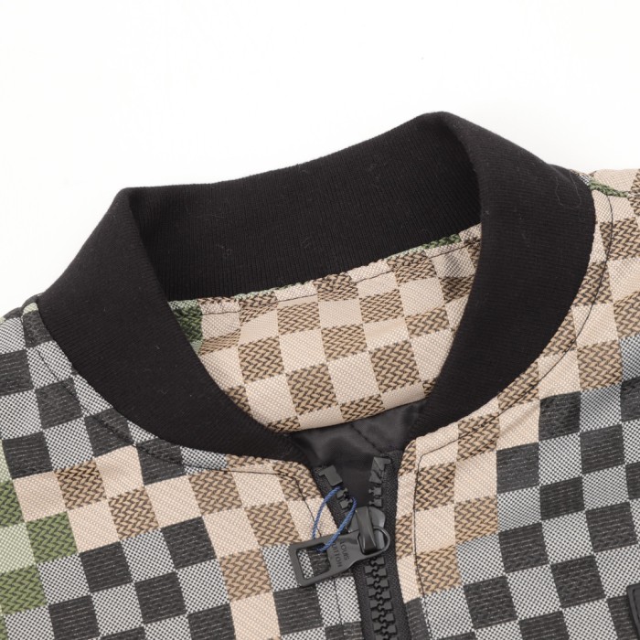 LV Jacket 011
