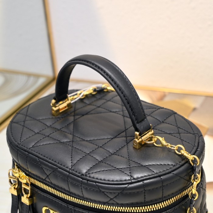 Dior 30 Montaigne Vanity Case 7099 XB091 20.5cm