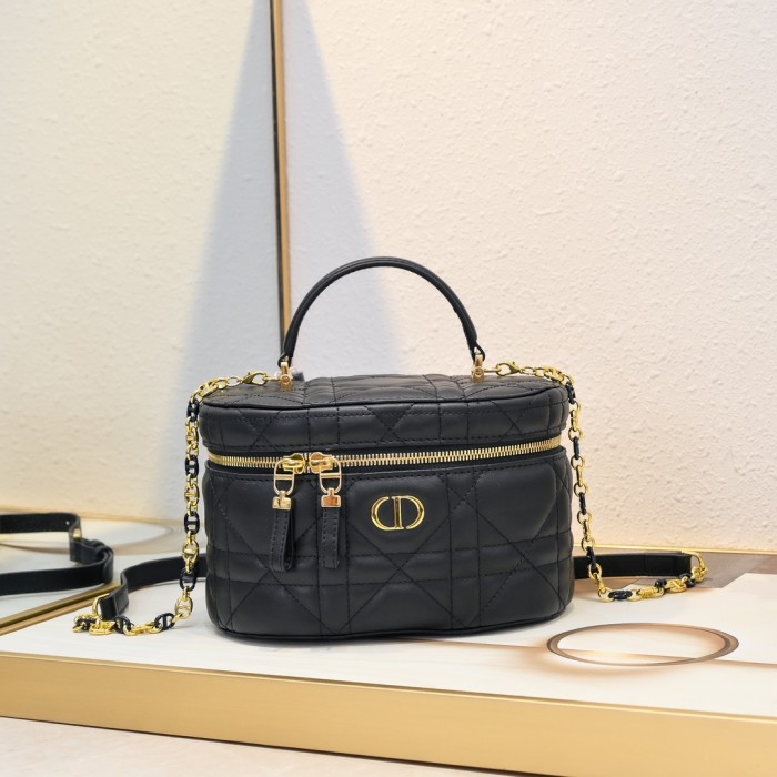 Dior 30 Montaigne Vanity Case 7099 XB091 20.5cm