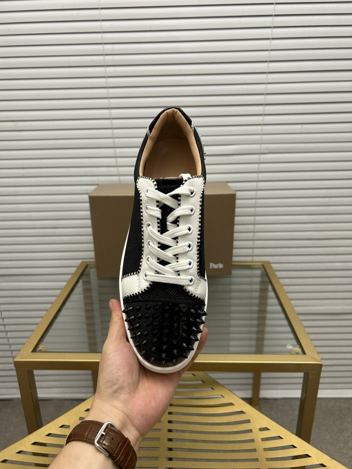 Christian Louboutin 006 Casual shoes HL003