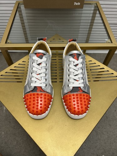Christian Louboutin 005 Casual shoes HL003