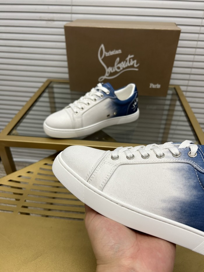 Christian Louboutin 036 Casual shoes HL003