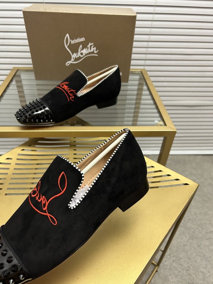 Christian Louboutin 060 Casual shoes HL003