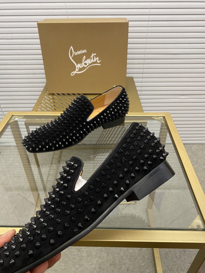 Christian Louboutin 048 Casual shoes HL003