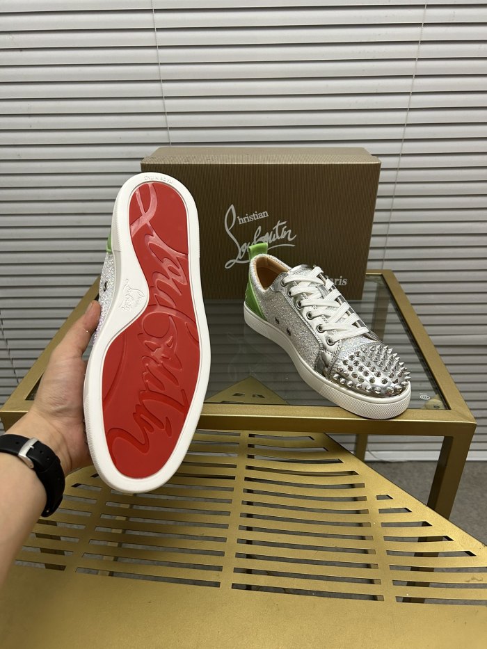 Christian Louboutin 007 Casual shoes HL003