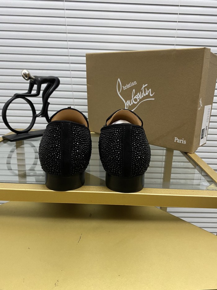 Christian Louboutin 043 Casual shoes HL003