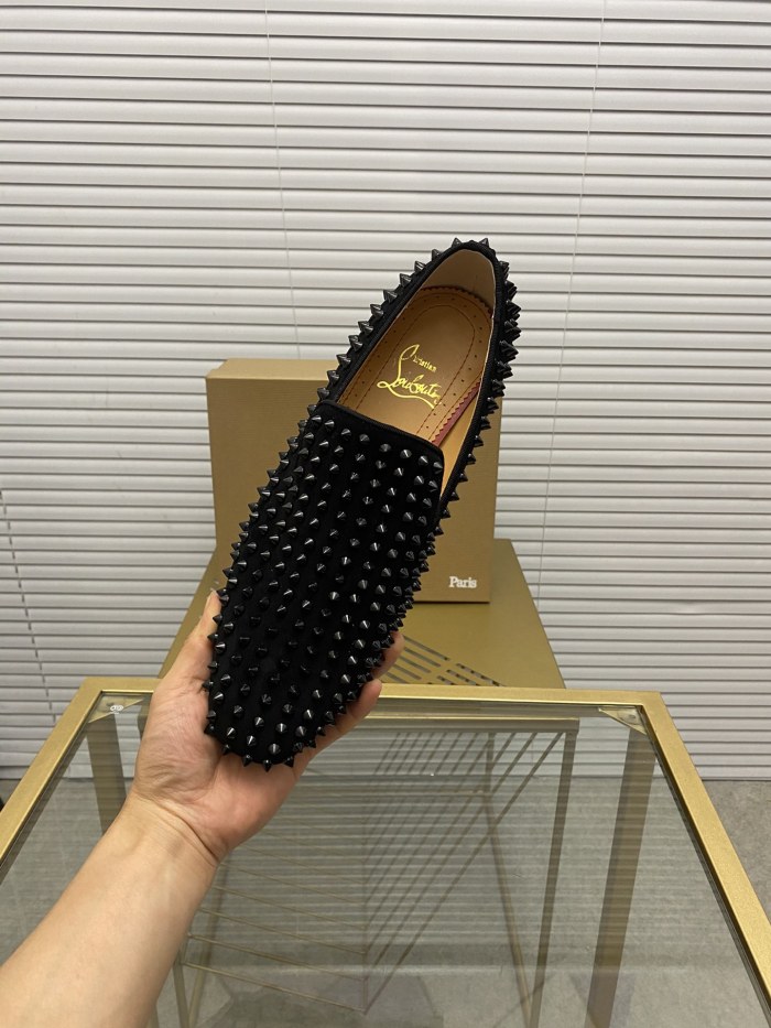 Christian Louboutin 048 Casual shoes HL003