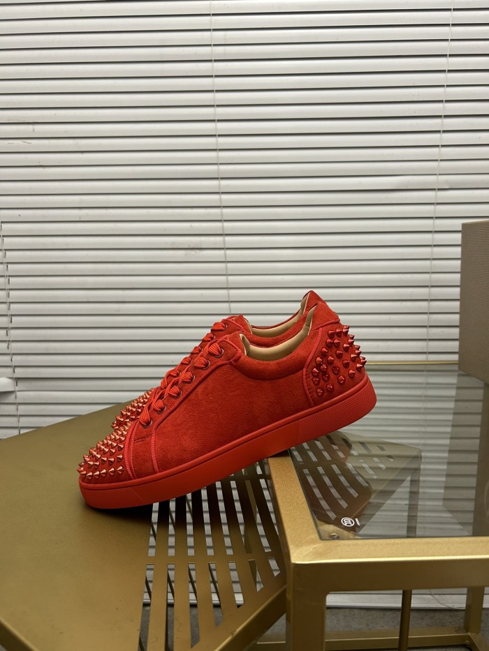 Christian Louboutin 014 Casual shoes HL003