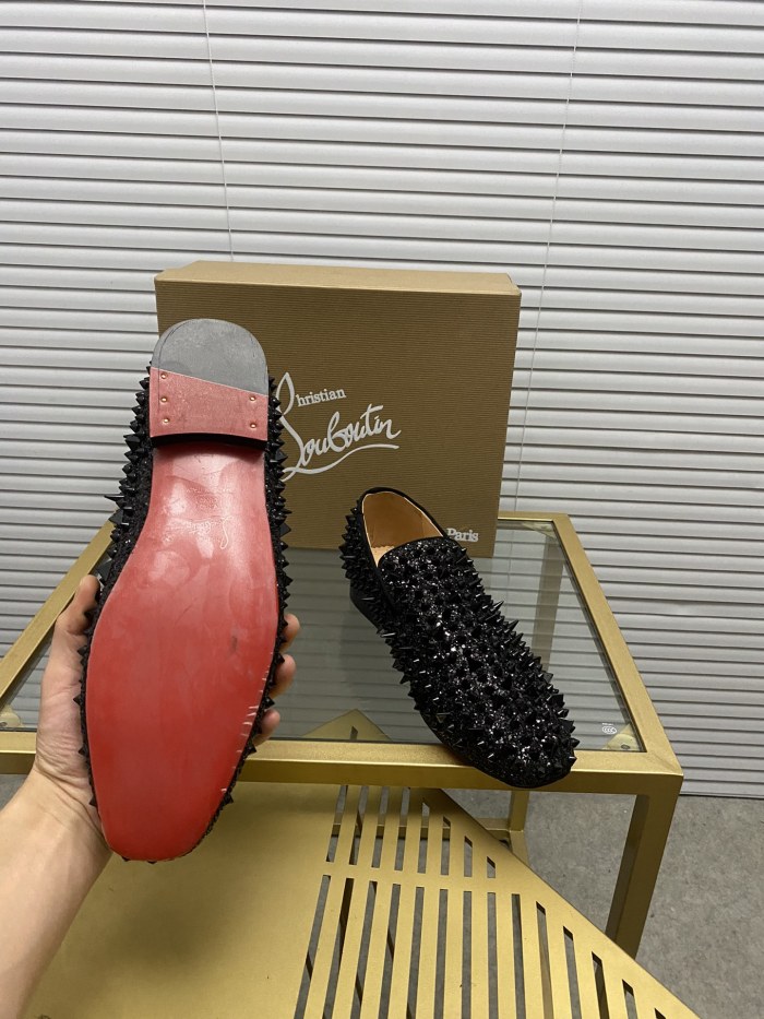 Christian Louboutin 059 Casual shoes HL003