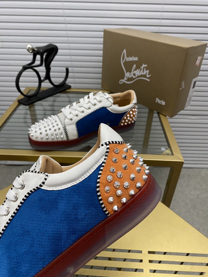 Christian Louboutin 025 Casual shoes HL003