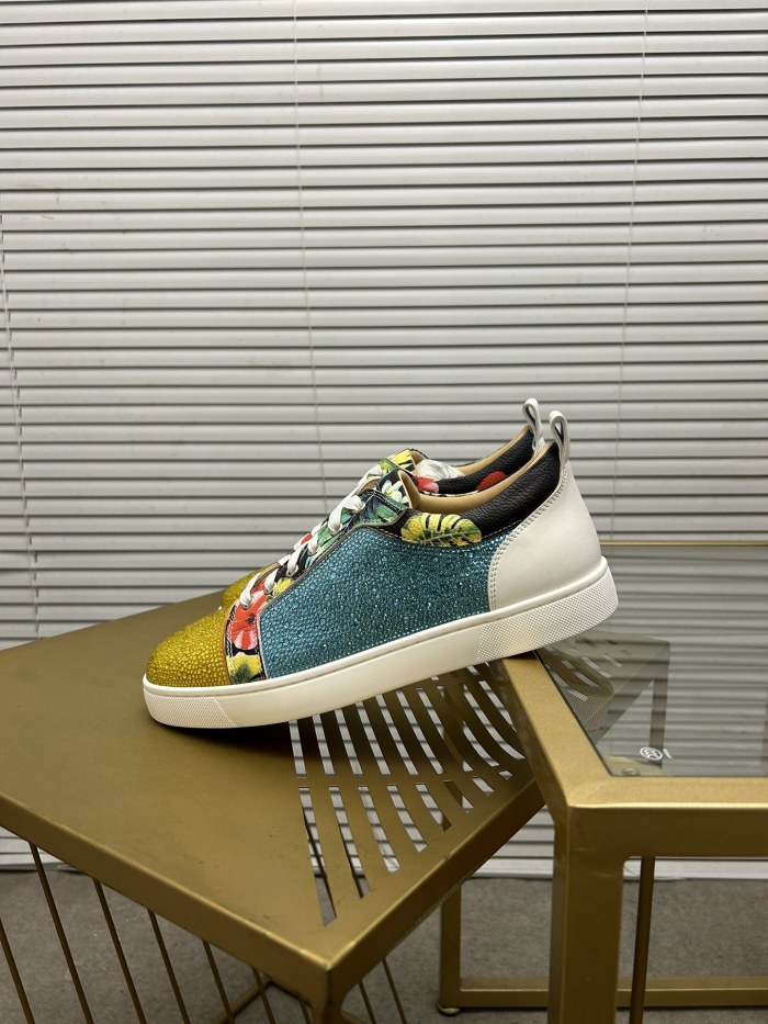 Christian Louboutin 020 Casual shoes HL003